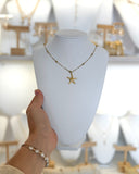 Collier white star