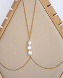 chaîne de corps perles eau douce plates détail Jubai Swimwear Guadeloupe